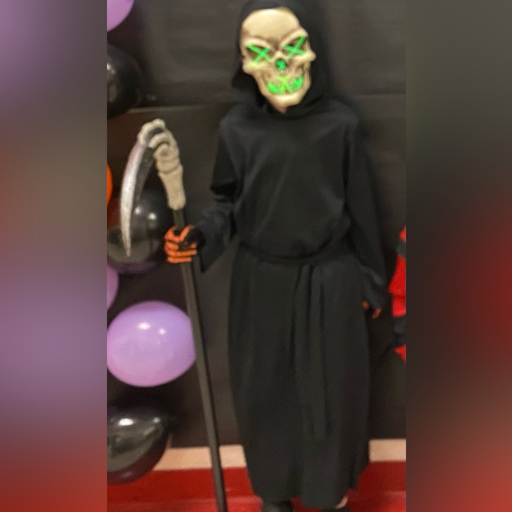 HOODED ROBE COSTUME